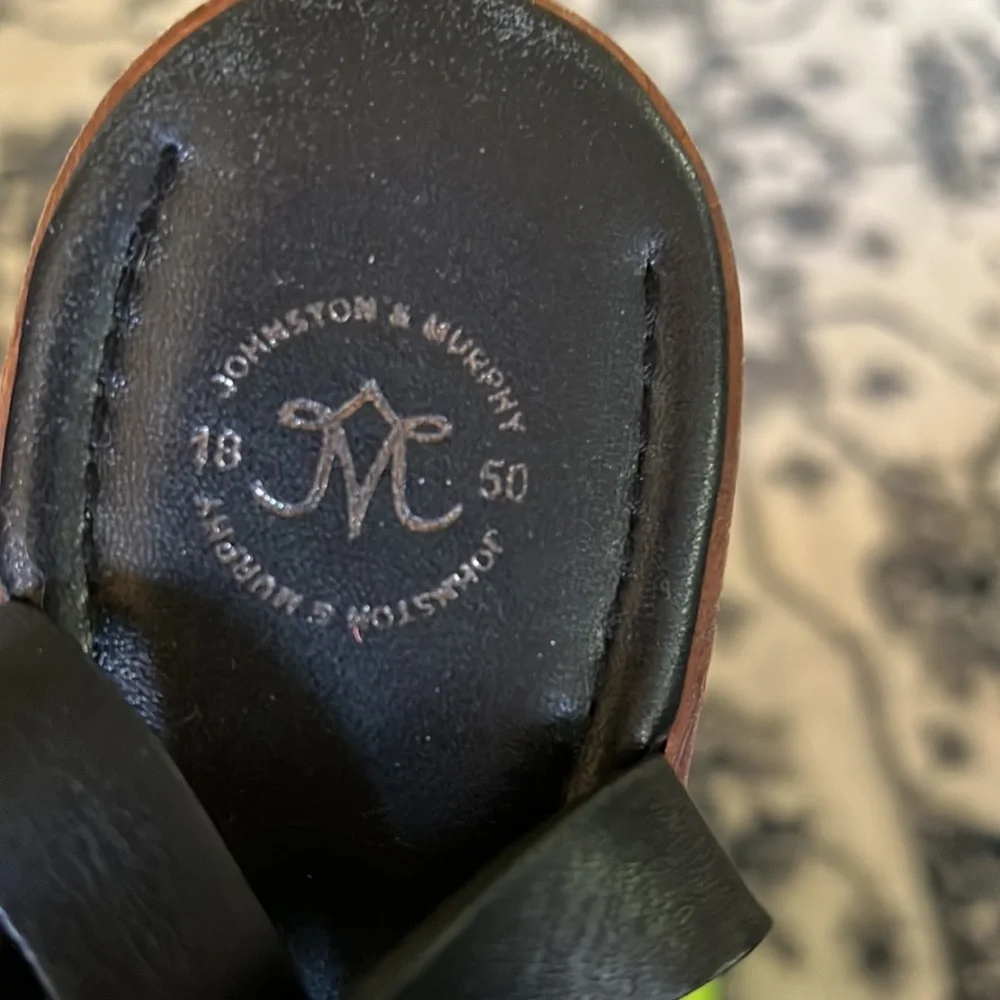 Johnson and Murphy leather sandals. Size 8.5 - Picture 2 of 4